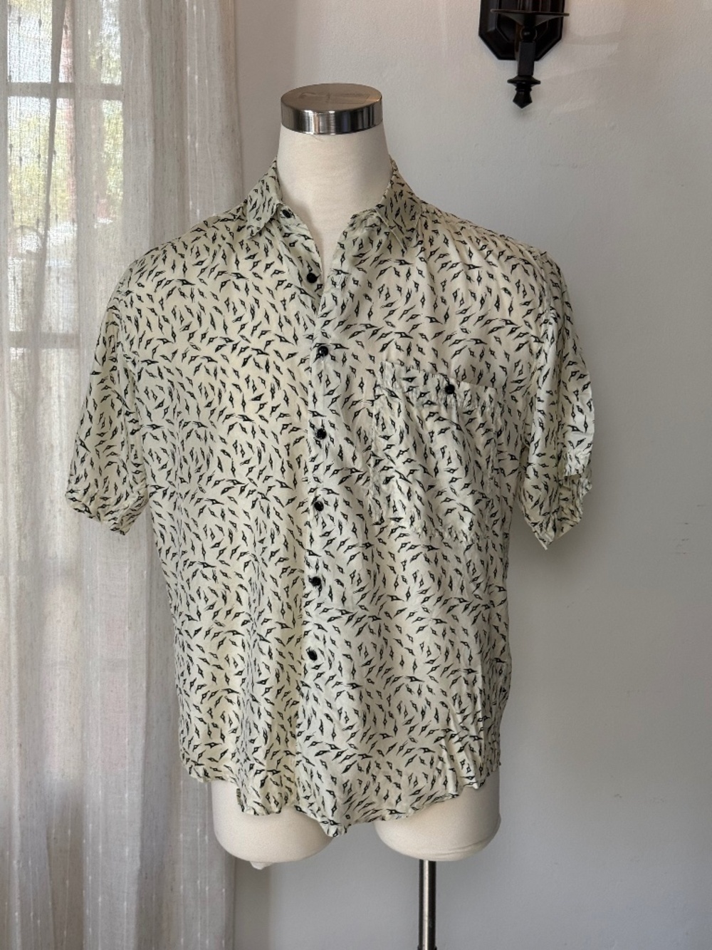Vintage Montage Pour Homme 100% Silk Abstract Print Short Sleeve Shirt Men's M